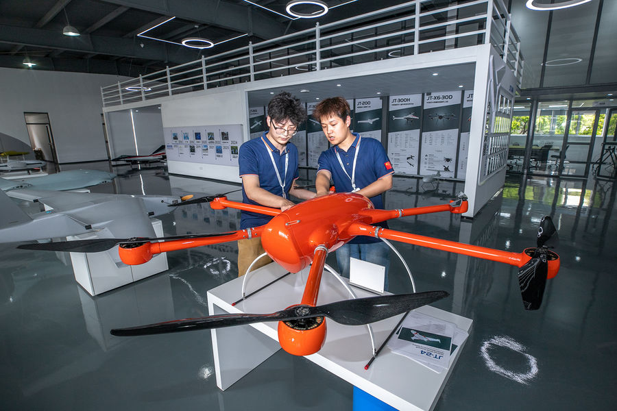 UAV-KIT Corporation Ltd linia produkcyjna producenta